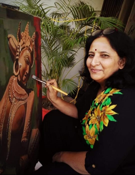 Neha Munje Madam Expert With Fabric Art